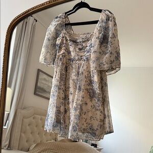 Abercrombie & Fitch Blue and Cream Floral Dress